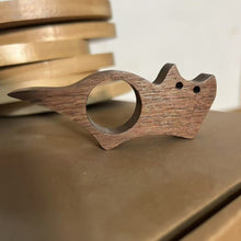Load image into Gallery viewer, Solid Wood Book Press Convenient Thumb Book Support Book Page Presses Holder Stands Bookmarks Office Book Thumb Holder Stationery
