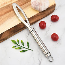 Load image into Gallery viewer, Stainless Steel Fish Scaler Fish Descaler Tool Rustproof Kitchen Gadget Fish Knife Cleaning Peeling Skin Scraper Kitchen Artifact Tools
