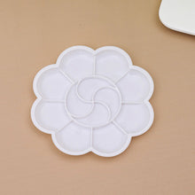 Load image into Gallery viewer, 18/12/10 Wells Plastic Paint Tray Pallet Reusable Flower Paint Palette for Artists Acrylic Watercolor Oil
