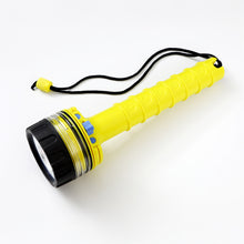 Load image into Gallery viewer, Professional Diving Flashlight Long-Endurance Waterproof LED Long-Range Underwater Lighting Equipment
