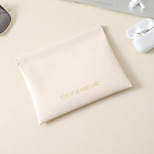 Load image into Gallery viewer, Portable Lipstick Makeup Storage Bag Fashion Automatically Closes Carrying Bag Pu Handbag Key Jewelry Cosmetic Organizer
