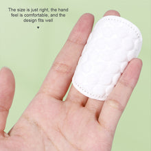 Load image into Gallery viewer, 100pcs Soft Round Cotton Pad With Double-sided Texture Daily Facial Cleaning Makeup Removal Skin Care For Home And Travel Use

