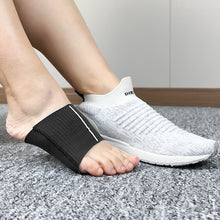 Load image into Gallery viewer, Thickened Silicone Arch Pad Flat Foot Support Insole High Arch Orthotic Insole Foot Inversion Collapse Trainer
