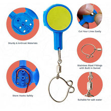 Load image into Gallery viewer, 1PC Portable Fishhook Knotting Tool With Thread Cutting Clip Fishhook Protection And Storage Device Outdoor Fishing Supplies
