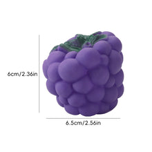 Load image into Gallery viewer, Vinyl Fruit Squeeze Toys Baby Sensory Water Play Fake Fruit Vegetable Squeaky Sensory Stimulation BPA-free Interactive Bathing Toy Kit
