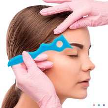 Load image into Gallery viewer, Multi Functional Eyeliner Auxiliary Magic Device Eyelash Baffle Eyeliner Eye Shadow Beauty Tool Silicone Eye Makeup Assistant
