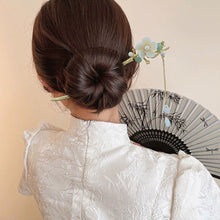 Load image into Gallery viewer, Elegant Chinese Style Tassel Hair Stick Hairpins Traditional Floral Hanfu Hair Sticks Women’s Vintage Bamboo Hair Accessories
