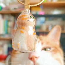 Load image into Gallery viewer, 1/6pcs Kawaii Cat Hair Storage Box Transparent Pet Hair Keepsake Pendant for Pet Memorial Healing Pendant Cat Lover Keyring Accessory
