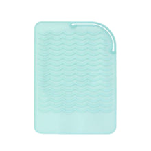 Load image into Gallery viewer, Hairdressing Tools Straighteners Silicone Insulation Pads Curling Irons Insulation Covers Hair Salons Splints Anti Scalding Pads
