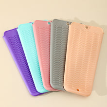 Load image into Gallery viewer, Silicone Curling Iron Insulation Bag Straight Hair Dressing Storage Straight Hair Stick Anti Scald Bag Portable Beauty Tools
