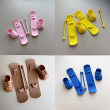 Load image into Gallery viewer, For 17cm Labubu Dolls Snowboard Cute Plastic Skiing Shoes Ski Pole for Dolls Macaron Dolls Toy Glasses Accessories
