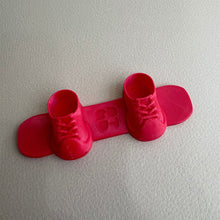 Load image into Gallery viewer, For 17cm Labubu Dolls Snowboard Cute Plastic Skiing Board for Dolls Macaron Dolls Toy Glasses Accessories
