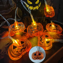 Load image into Gallery viewer, Halloween LED String Lights Flickering Pumpkin Lights Battery Easy Hang Decorative Pumpkin Indoor/Outdoor Halloween Porch Decor
