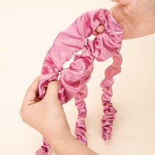 Load image into Gallery viewer, Silk Heatless Jellyfish Shaped Lazy Curling Stick Fried Dough Twists Braid Simple Hair Loop Big Wave Lazy Curling Artifact
