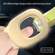 Load image into Gallery viewer, Baby Luminous Nail Clippers Children's Stainless Steel Nail Clippers Splash Proof Nail Clippers with Magnifying Glass LED Lights
