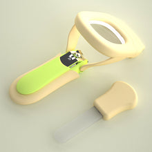 Load image into Gallery viewer, Baby Luminous Nail Clippers Children's Stainless Steel Nail Clippers Splash Proof Nail Clippers with Magnifying Glass LED Lights
