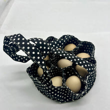 Load image into Gallery viewer, Farm Egg Collection Basket Canvas Storage Bag with Handle Multi-Pocket Organizer for Chicken Duck Goose Eggs Reusable
