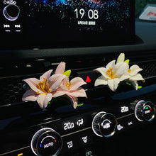 Load image into Gallery viewer, Car Air Outlet Perfume Clip Lily Shape Car Air Freshener Peach Blossom Aroma Diffuser Car Decoration Accessories Fresh Air
