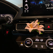 Load image into Gallery viewer, Car Air Outlet Perfume Clip Lily Shape Car Air Freshener Peach Blossom Aroma Diffuser Car Decoration Accessories Fresh Air
