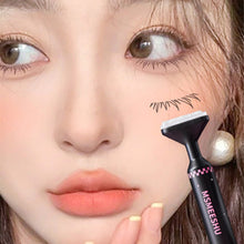 Load image into Gallery viewer, Eyelash Seal DIY Lower Lash Extension Stamp Silicone Makeup Tool for Beginner Convenient Natural Lower Eyelash Artifact Eyeliner
