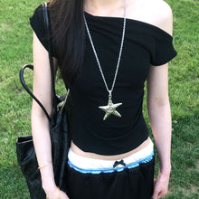 Load image into Gallery viewer, Y2K Gothic Starfish Pendant Necklace Punk Exaggerated Irregular Star Charm Jewel Travel Beach OOTD Necklace

