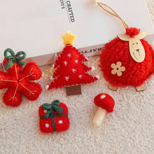 Load image into Gallery viewer, Wool Felt Christmas Pendants Hand Sewing Felt Snowmen Xmas Tree Wreath Socks Gloves Hanging Ornaments Party Decor
