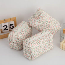 Load image into Gallery viewer, Stylish Bowknot One-Layer Pencil Case Floral Pattern Design Storage Bag Key Item for Back to School Season for Daily Use
