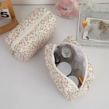 Load image into Gallery viewer, Stylish Bowknot One-Layer Pencil Case Floral Pattern Design Storage Bag Key Item for Back to School Season for Daily Use
