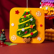 Load image into Gallery viewer, Christmas Sewing Craft Kit Hanging Ornament Lacing Craft Kids Sewing Set Parent-Child Activity DIY Toy Christmas Gift Decoration
