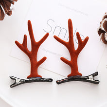 Load image into Gallery viewer, Christmas Hairpins and Hair Accessories Antler Clip Children's Headwear Cute and Festive Atmosphere Elk Bell Ornaments Christmas Gift
