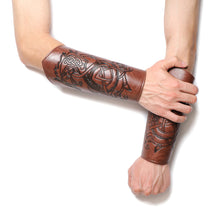 Load image into Gallery viewer, 1 Pcs Medieval Gothic Armor Gloves Wide Cuffs Bracers Armor Arm Warmers Renaissance Pirate Knights PU Leather Lace-up Wristband
