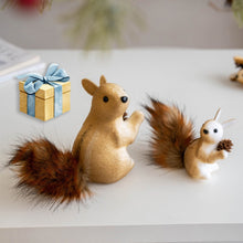 Load image into Gallery viewer, Simulation Mini Squirrel Model Christmas Tree Decoration 3D Ornament Winter Decorations for Home 2026 New Year
