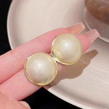 Load image into Gallery viewer, Fashionable Large Pearl Stud Earrings Alloy Ear Stud Jewelry Accessory French Retro Earrings For Women Party Gift
