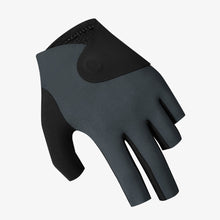 Load image into Gallery viewer, 1PC Professional 3-Finger Billiard Glove Magnetic Buckle Fixation Microfiber Anti-Slip Breathable Snooker Glove for Left Hand -XG92
