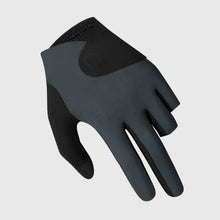 Load image into Gallery viewer, 1PC Professional 3-Finger Billiard Glove Magnetic Buckle Fixation Microfiber Anti-Slip Breathable Snooker Glove for Left Hand -XG92
