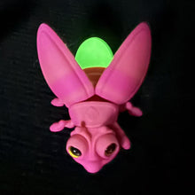 Load image into Gallery viewer, 3D Printed Firefly Model Magnetic Night Glow Tail Novel Fridge Magnet Decor Home Ornament For Kids Collectors Animal Enthusiasts
