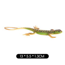 Load image into Gallery viewer, Realistic Lizard Statue Green Iguana Frilled Monitor Lizard Collectible Desktop Display Educational Tool For Kids Animal Enthusiasts Science Classroom
