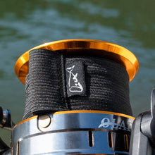 Load image into Gallery viewer, 2PCS Fishing Reel Spool Protector Bands Prevent Line Damage Loosening Tangles Quick Release Design for Spinning Baitcasting Reels
