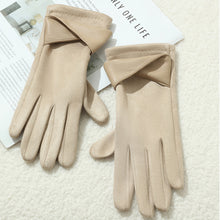 Load image into Gallery viewer, Warm Gloves with Velvet for Women to Use in Winter Touch Screen Elegant Bow Accessories Cycling and Driving Gloves
