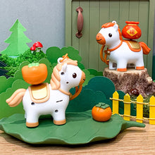 Load image into Gallery viewer, Portable Keychain Rotating Horse Design Key Ring Horse Charm Key Chain Miniature Decompression Toy Pocket-sized Horse Keychain

