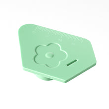 Load image into Gallery viewer, Magnet Gauge Magnet Lock Stitcher Multipurpose Sewing Machine Accessories Anti-Curling Scale Positioner
