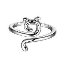 Load image into Gallery viewer, 2Pcs Adjustable Knitting Crochet Loop Ring Cat Ears Ring Knitted Yarn Thread Ring Sewing Tools
