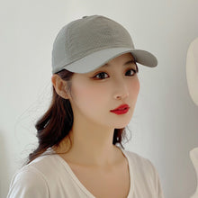 Load image into Gallery viewer, Solid Color Running Cap Outdoor Sport Thin Quick Drying Breathable Baseball Hat Duck Tongue Cap For Men
