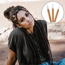 Load image into Gallery viewer, 0.5mm/0.7mm Dreadlock Crochet Hook Wood Crochet Needles Hair Dreadlocks Tool for Braid Craft Hair Crocheting Needles Set
