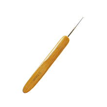 Load image into Gallery viewer, 0.5mm/0.7mm Dreadlock Crochet Hook Wood Crochet Needles Hair Dreadlocks Tool for Braid Craft Hair Crocheting Needles Set
