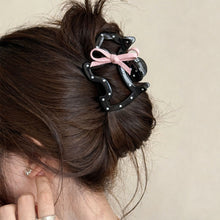 Load image into Gallery viewer, 1Pc Fashion Dog Hair Clips Cute Puppy Contrast Color Scratching Clip High-End Painted Hair Accessories For Women
