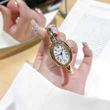 Load image into Gallery viewer, Bathtub Bracelet Watch Roman Numerals Oval Quartz Watch Retro Women's Watches Gold Watch Small Dial Light Luxury Watch
