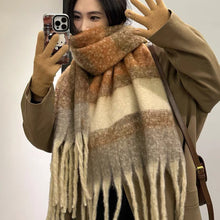 Load image into Gallery viewer, Winter Korean Style Women's Scarf High-End Thickened Warm Scarf Neck Warmer Thick Neckerchief Accessories
