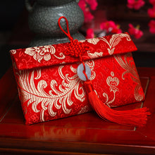 Load image into Gallery viewer, Wedding Red Envelopes Brocade Red Envelopes New Year Birthday Red Packet Knot Button Jade Pendant Red Packet
