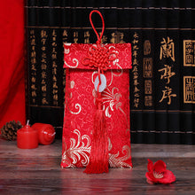Load image into Gallery viewer, Wedding Red Envelopes Brocade Red Envelopes New Year Birthday Red Packet Knot Button Jade Pendant Red Packet

